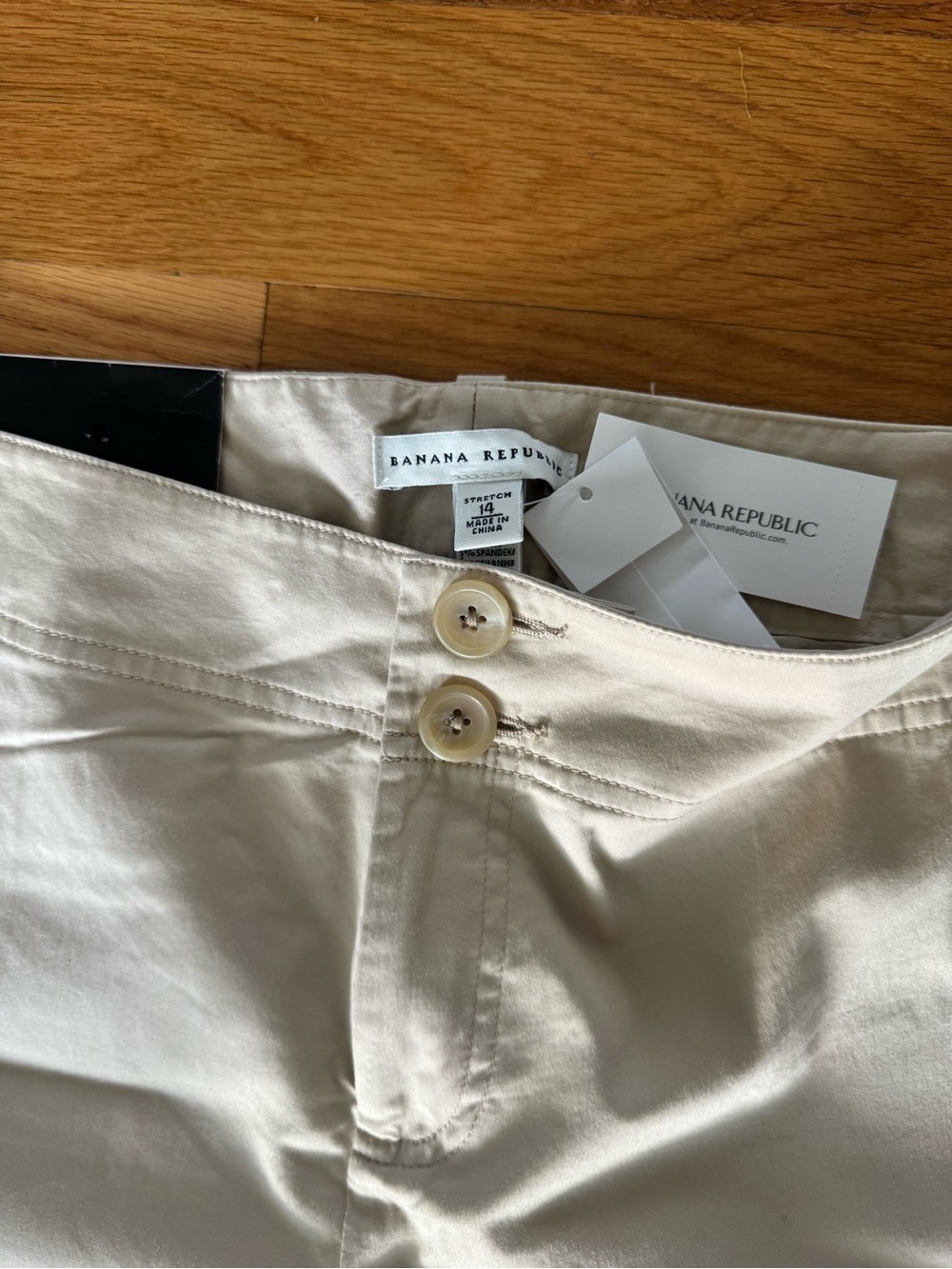 Banana Republic Women's Cream/Tan Chino Pants